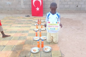 Çad ülkesinde yemek dağıtımı yapıldı Kasım 2022