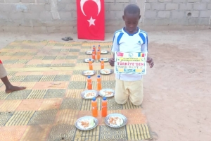 Çad ülkesinde yemek dağıtımı yapıldı Kasım 2022