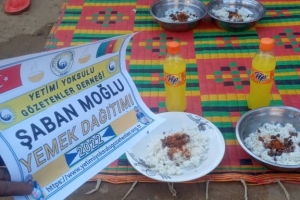 Afrika Kamerun yemek dağıtımı Kasım 2022 