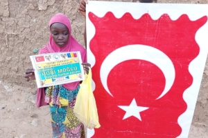 Afrika Çad bölgesinde kurban kesilip yetim ve yoksul ailelere dağıtıldı Kasım 2022