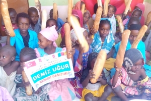 Afrika Kamerun ekmek dağıtımı 2022