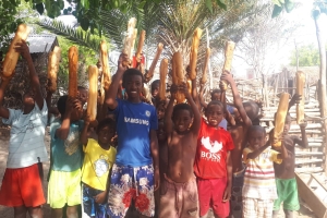 Madagaskar ülkesinde yetim ve yoksul çocuklara ekmek dağıtımında bulunduk Kasım 2022 