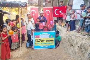 Bangladeş Arakan kampları merhum Davut Uğur su kuyusu temel atma ve sondaj çalışmaları