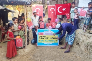 Bangladeş Arakan kampları merhum Davut Uğur su kuyusu temel atma ve sondaj çalışmaları