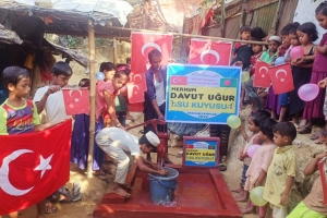 Bangladeş Arakan kampları merhum Davut Uğur su kuyusu açılış töreni