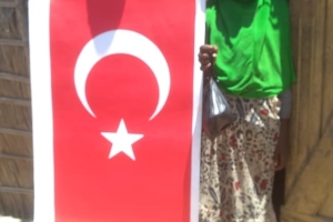 Afrika Madagaskar bölgesinde sağlık ve şükür için kurban kesimi yapılıp yoksul ailelere dagitildi