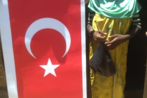 Afrika Madagaskar bölgesinde sağlık ve şükür için kurban kesimi yapılıp yoksul ailelere dagitildi