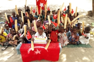 Afrika Kamerun ekmek dağıtımı Aralık 2022