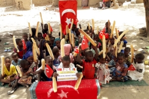 Afrika Kamerun ekmek dağıtımı Aralık 2022