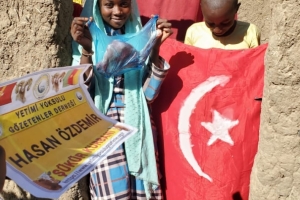 Afrika Kamerun şükür kurbanı kesin ve dağıtımı yapıldı