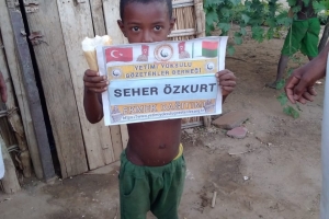 Afrika madagaskar ekmek dağıtımı 