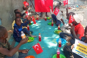 Afrika yemek dağıtım 15ı ocak 2023