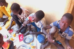 Afrika yemek dağıtım 15ı ocak 2023