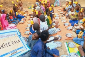 Yemek dağıtımı devam ediyor