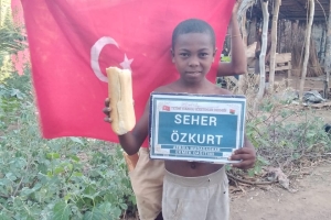 Afrika Madagaskar ve Kamerun ekmek dağıtımı Ocak 2023