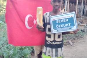 Afrika Madagaskar ve Kamerun ekmek dağıtımı Ocak 2023