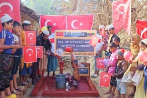 Arakan kamplarında su kuyusu açılışı 2023
