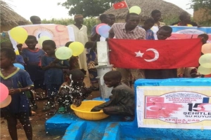 Afrika su kuyusu görüntüleri