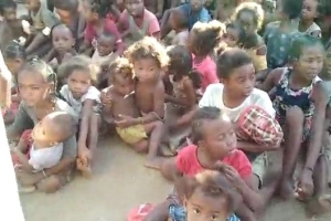 Afrika madagaskar ekmek dağıtımı 30 Aralık 2022