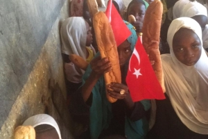 Ekmek dağıtımlarımız Devam ediyor