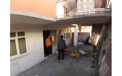 Ev eşyası yardımlarımız sürüyor