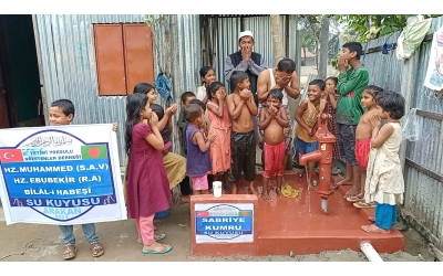 Arakan kamplarında yeni bir su kuyusunun daha açılışını yaptık