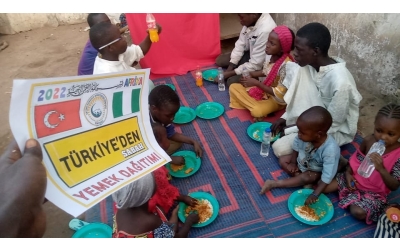 Afrika Nijerya yemek dagitimlarımız devam ediyor