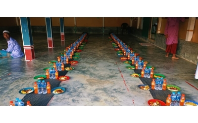 Ramazan ayında Afrika Gambiya'da yetim ve yoksul ailelere iftar yemeği verildi