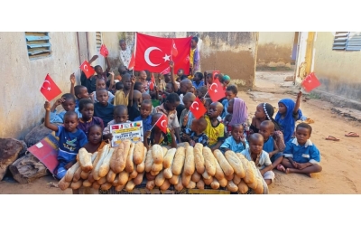 Afrika BENİN Ekmek Dağıtımlarımız devam ediyor Ağustos 2022 