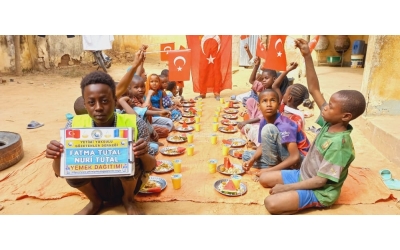 Cad ülkesinde yetim yoksul çocuklara yemek dağıtımlarumiz dev ediyor Aralık 2022