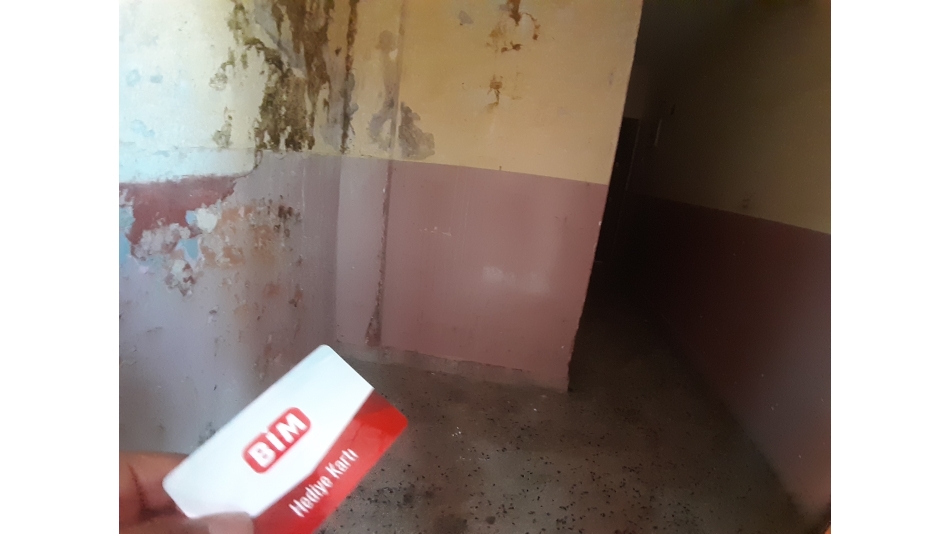 Kurban Bayramı öncesi yetim ve yoksul ailelerimize market kartı BİM kart dağıtımında bulunduk