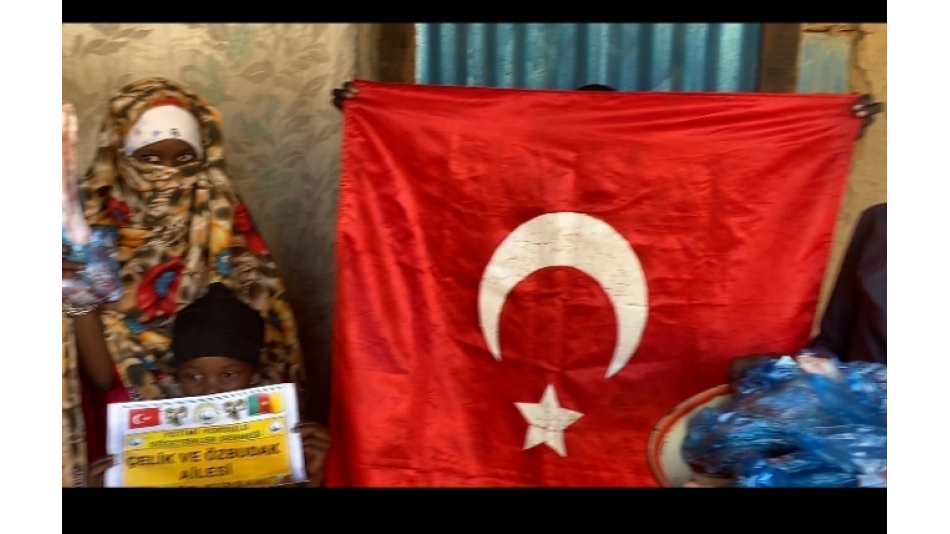 Afrika Kamerun bölgesinde Şükür kurbanı kesip yetim ve yoksul ailelere dağıtıldı Yetimi yoksulu gozetenler derneği Eylül 2022