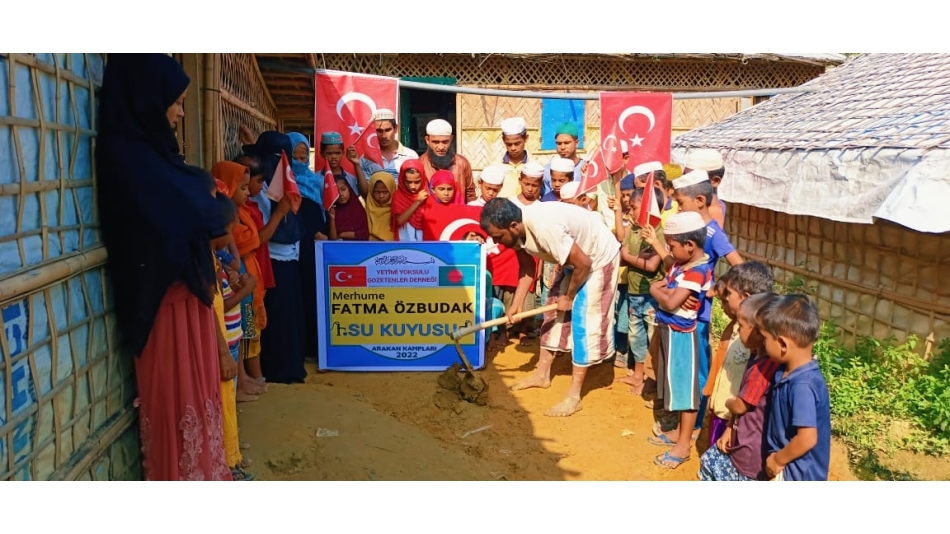 Arakan kampları merhume FATMA Õzbudak su kuyusu temel atma töreni Ekim 2022