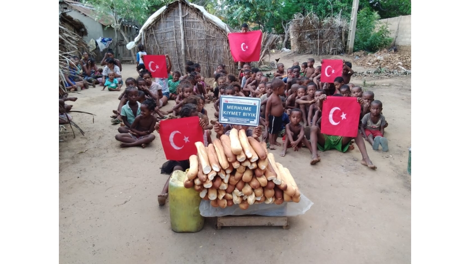 Afrika madagaskar ekmek dağıtımı Ocak 2023