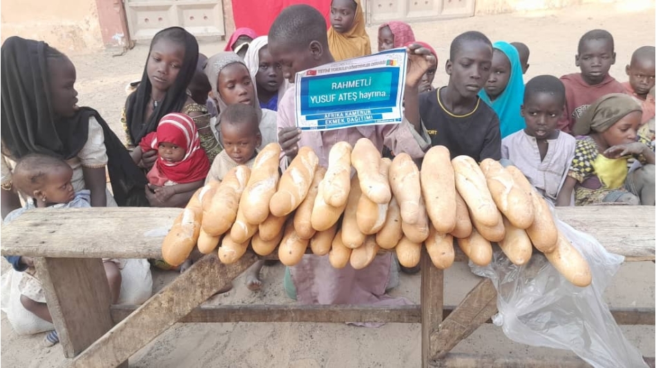 Afrika Madagaskar ve Kamerun ekmek dağıtımı Ocak 2023