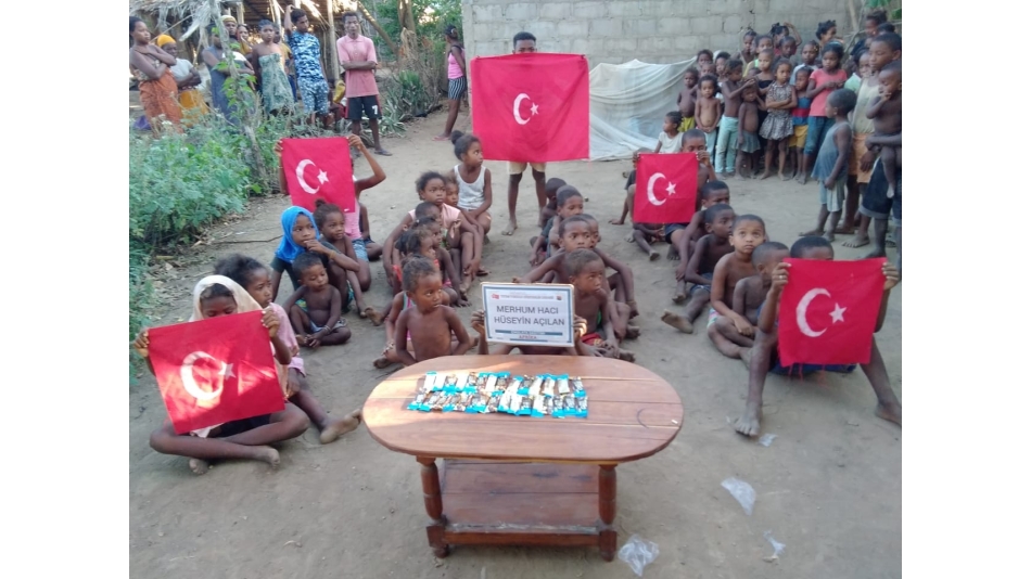 Afrika madagaskar çikolata dağıtımı Ocak 2023